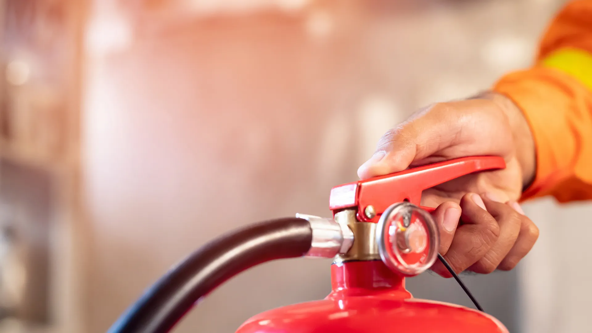 UYS Uzman Yangın Söndürme Ekibi